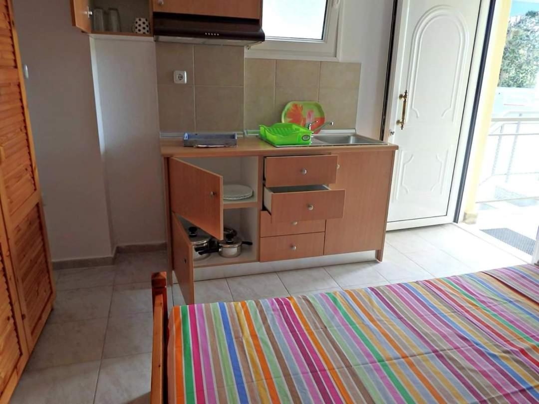 佩科霍里Fouli House公寓式酒店 外观 照片